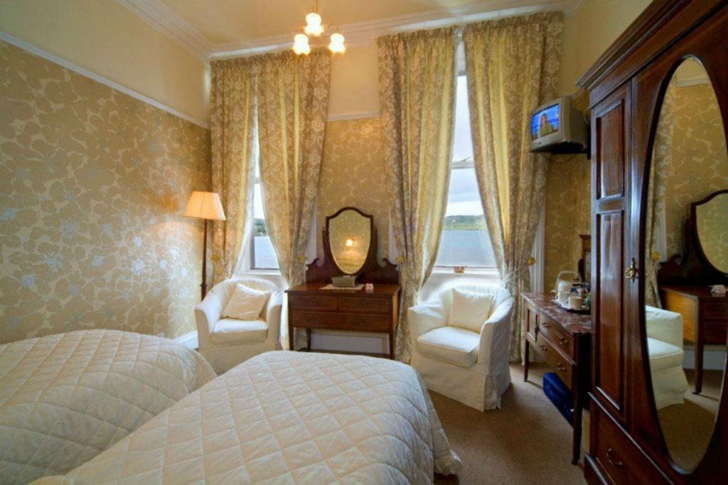 Kilchrenan House Otel Oban Oda fotoğraf